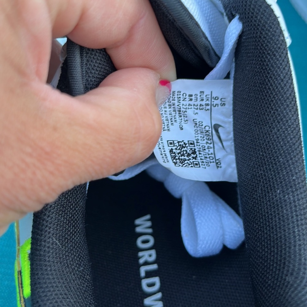 Nike Air Force Worldwide - Picture 4 of 5